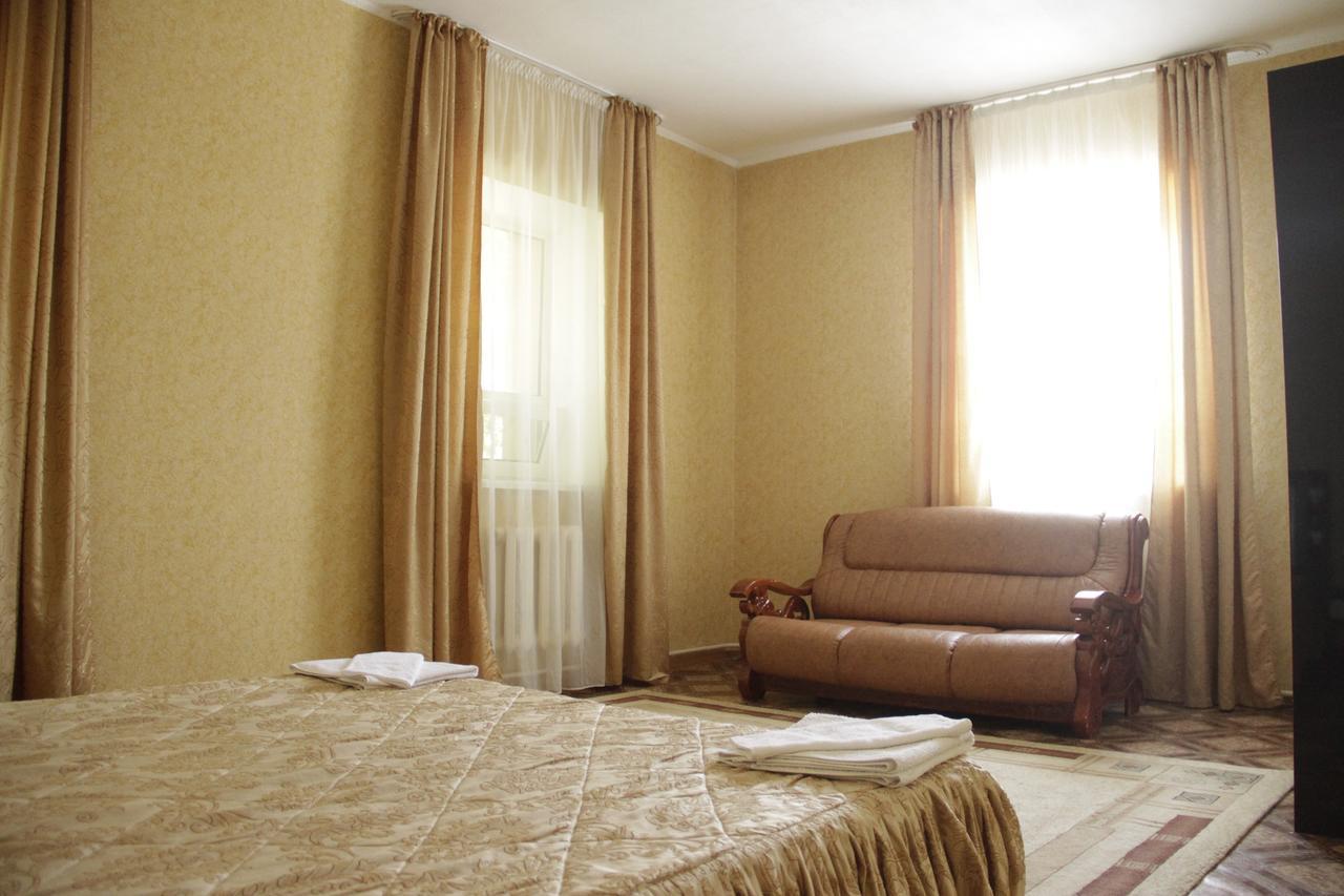 Inn Sofia Astana Ngoại thất bức ảnh